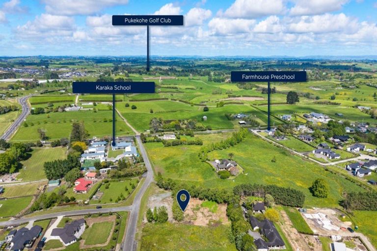 Photo of property in 9 Karaka School Lane, Karaka, 2580