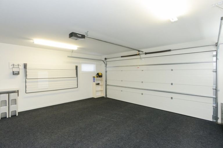 Photo of property in 80 Orotu Drive, Poraiti, Napier, 4112