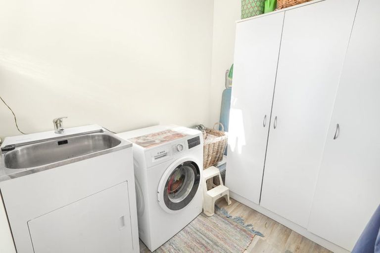 Photo of property in 12 Cecil Street, St Andrews, Hamilton, 3200