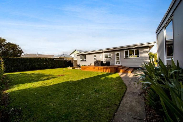 Photo of property in 52 Puriri Street, Hawera, 4610