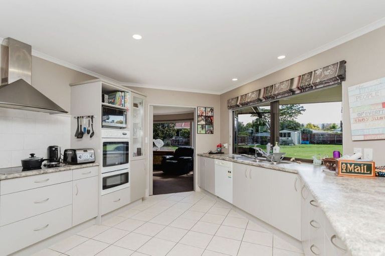 Photo of property in 10 Victoria Avenue, Dannevirke, 4930