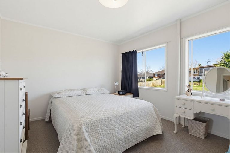 Photo of property in 3/16 Willerton Avenue, New Lynn, Auckland, 0600