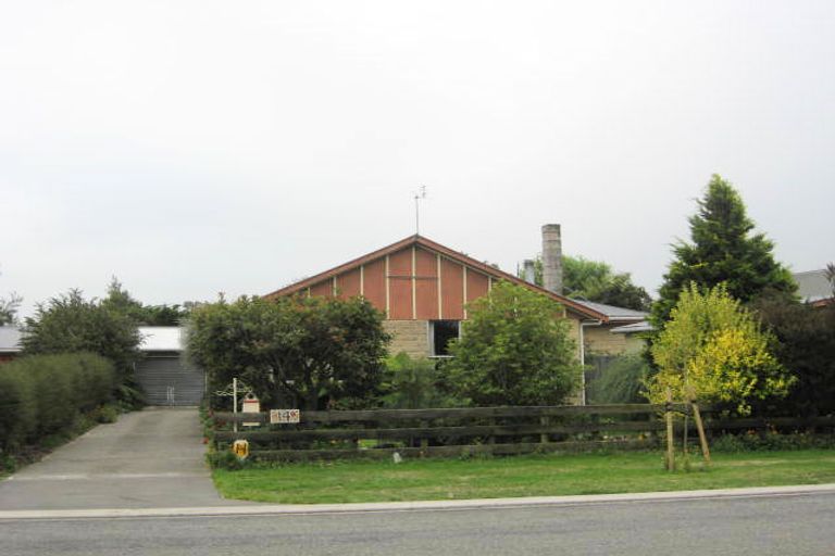 Photo of property in 16 Shelley Street, Rolleston, 7614