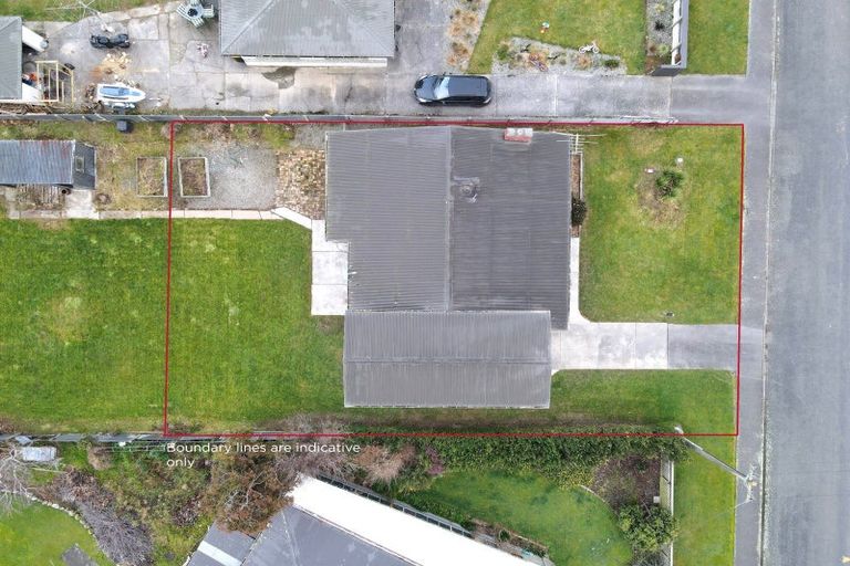Photo of property in 71 Albert Street, Winton, 9720