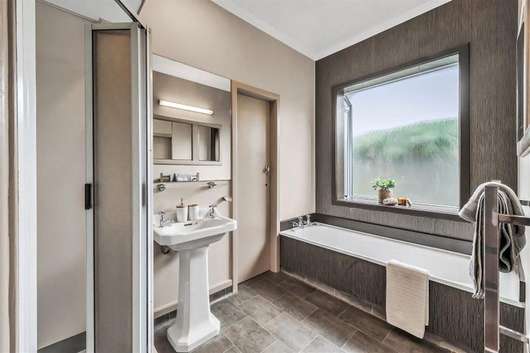 Photo of property in 8 Philpotts Road, Mairehau, Christchurch, 8052