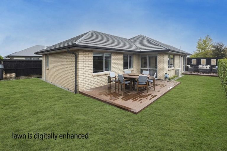 Photo of property in 18 Makawe Roa Street, Marshland, Christchurch, 8083