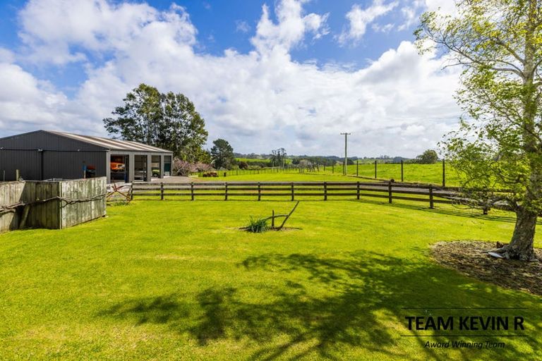 Photo of property in 113 Ostrich Farm Road, Pukekohe, 2676