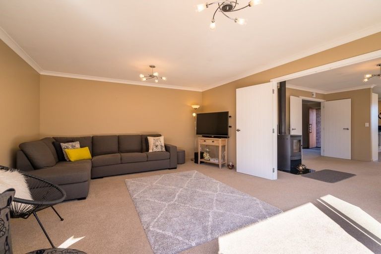 Photo of property in 10 Kura Place, Mosgiel, 9024