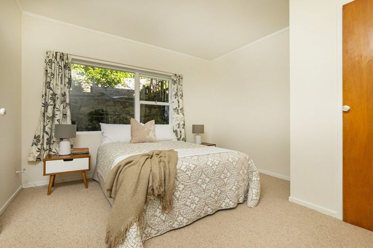 Photo of property in 2/47a Vauxhall Road, Devonport, Auckland, 0624