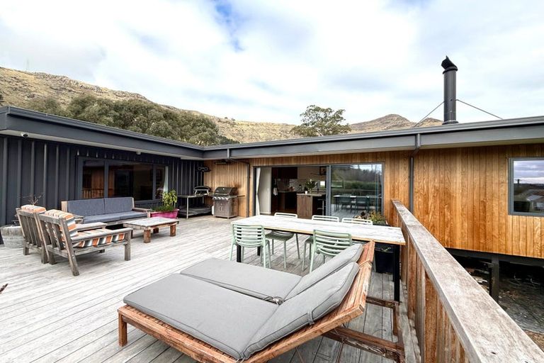 Photo of property in 13 Matuku Lane, Heathcote Valley, Christchurch, 8022
