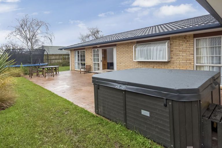 Photo of property in 19 Farmdale Court, Flat Bush, Auckland, 2019