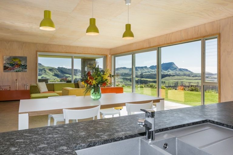 Photo of property in 157 Walcott Lane, Kahuranaki, 4295