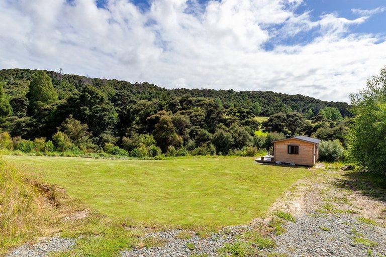 Photo of property in 94 Spioenkop Road, Mangawhai, 0573