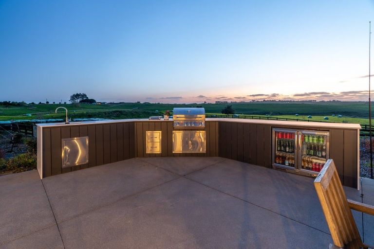 Photo of property in 133 Batty Road, Kingseat, Papakura, 2580