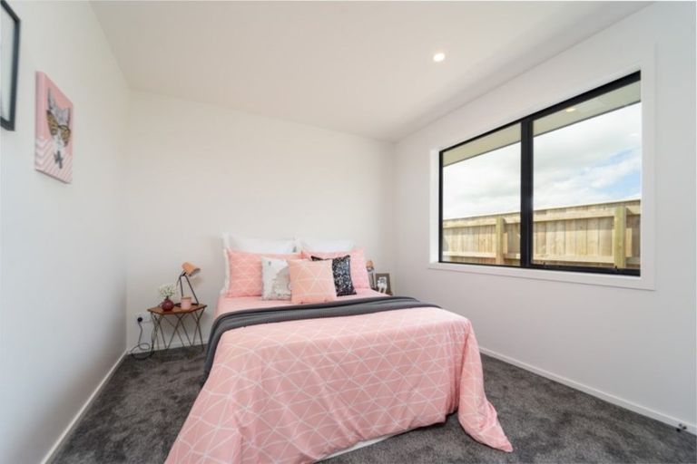 Photo of property in 6 Warrington Court, Carterton, 5713