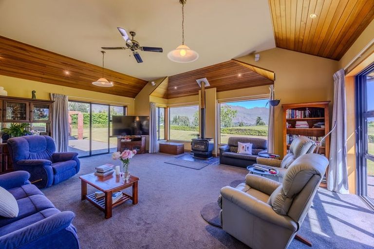 Photo of property in 90 Golf Course Road, Wanaka, 9305