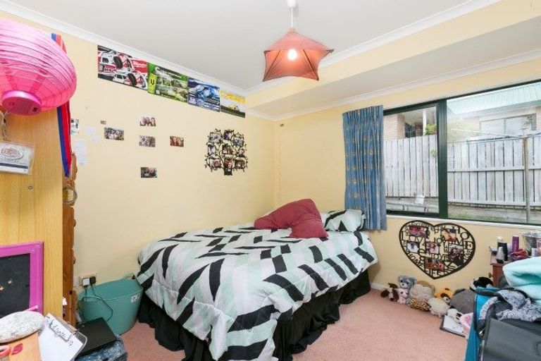 Photo of property in 16 Montana Drive, Pyes Pa, Tauranga, 3112