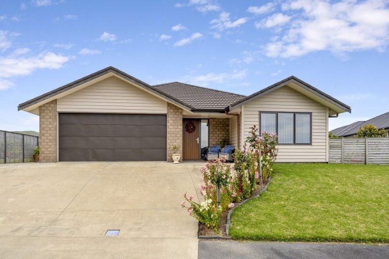 Photo of property in 35 Waipunahau Road, Waikanae, 5036