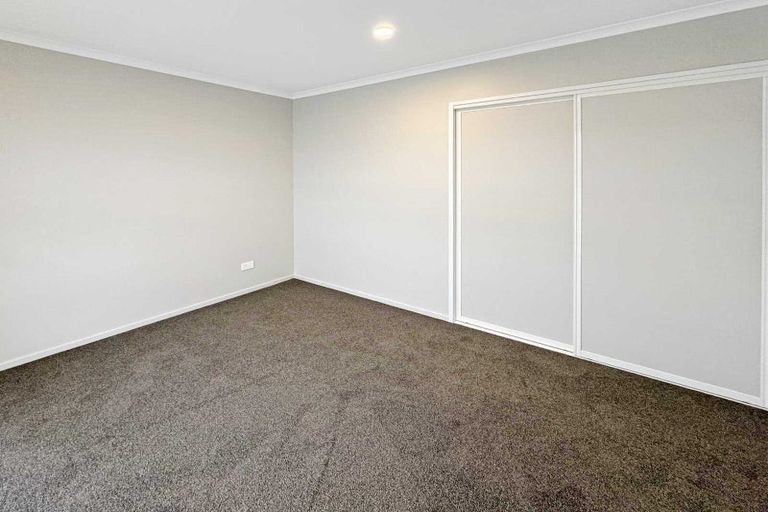 Photo of property in 42 Stackwood Avenue, Woodend, 7691