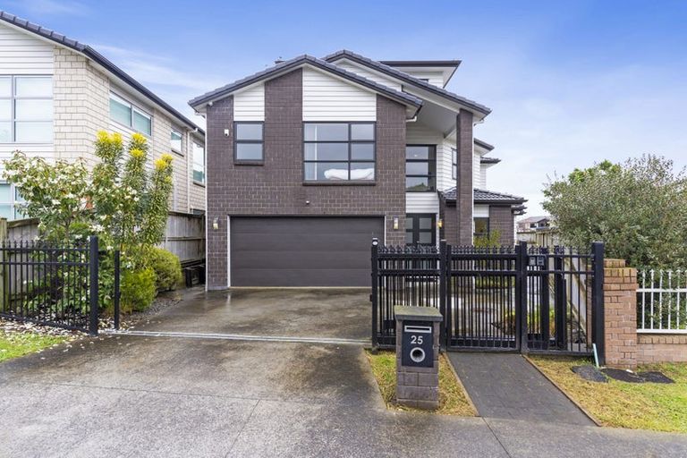 Photo of property in 25 Drumbuoy Drive, Flat Bush, Auckland, 2019