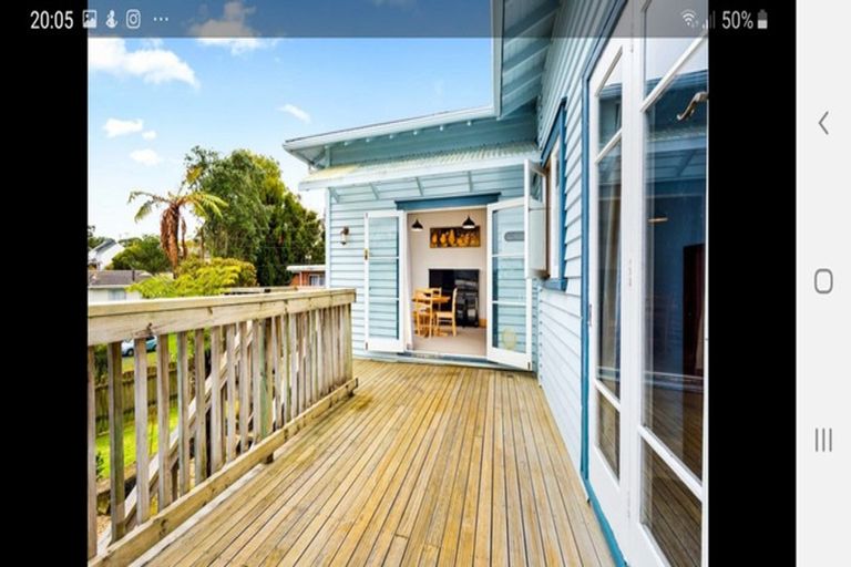 Photo of property in 20 Evans Road, Glen Eden, Auckland, 0602