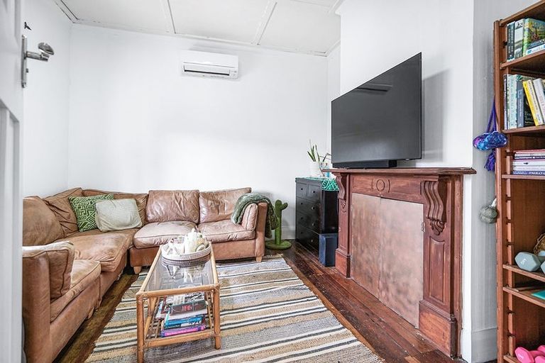 Photo of property in 5a Griffiths Place, Claudelands, Hamilton, 3214