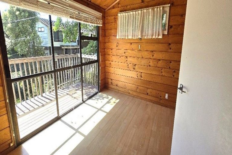 Photo of property in 181 Browns Bay Road, Browns Bay, Auckland, 0630