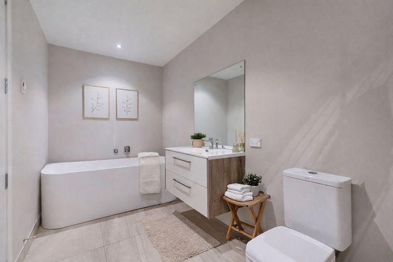 Photo of property in St Andrews Park, 42b Highview Terrace, Queenstown, 9300