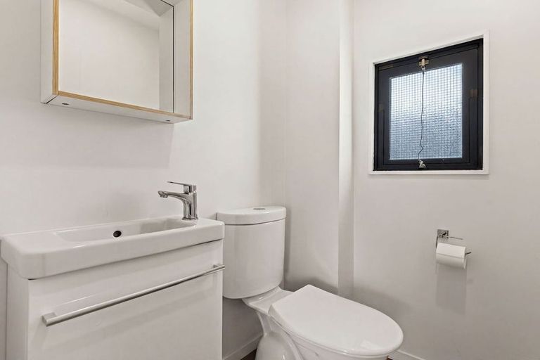 Photo of property in 9/388 Montreal Street, Christchurch Central, Christchurch, 8013