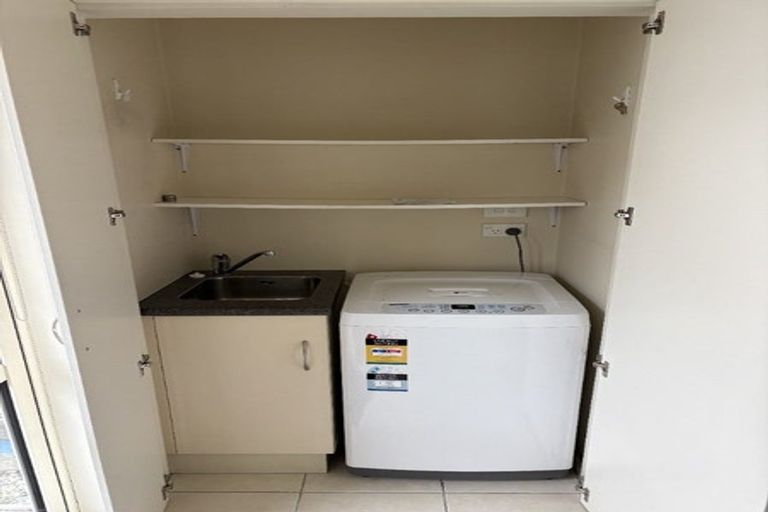 Photo of property in 3/84 Gordon Road, Mosgiel, 9024