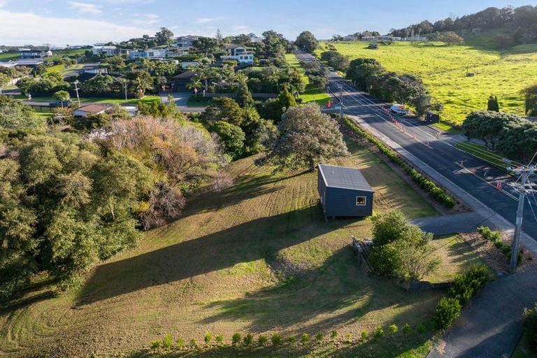 Photo of property in 61 Hauraki Road, Leigh, Warkworth, 0985