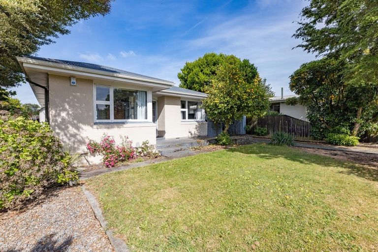 Photo of property in 35 Colman Avenue, Sockburn, Christchurch, 8042
