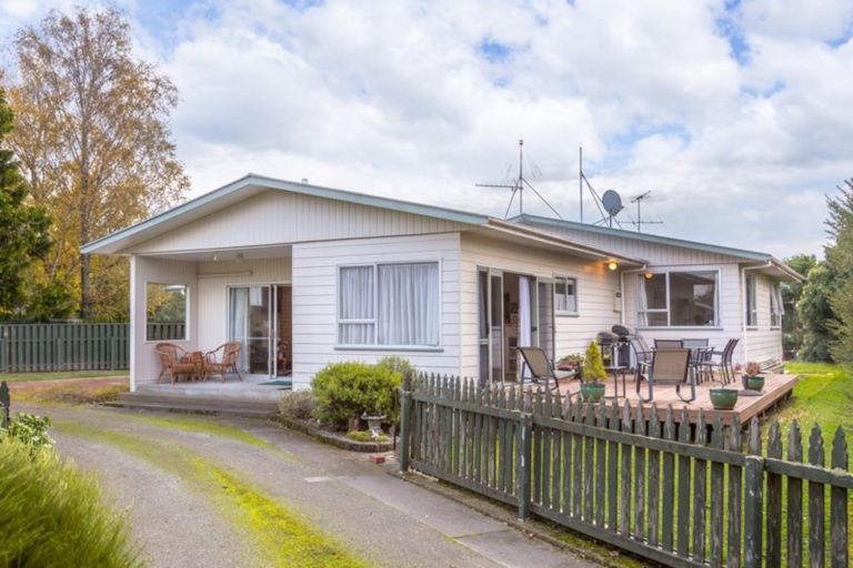 Photo of property in 37 Fergusson Street, Solway, Masterton, 5810