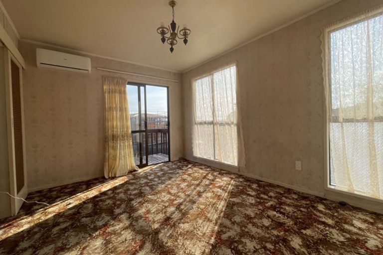 Photo of property in 39 Pemberton Avenue, Bayview, Auckland, 0629