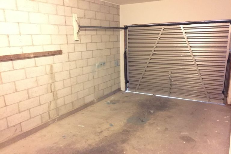 Photo of property in 2/44 Laing Crescent, Heathcote Valley, Christchurch, 8022