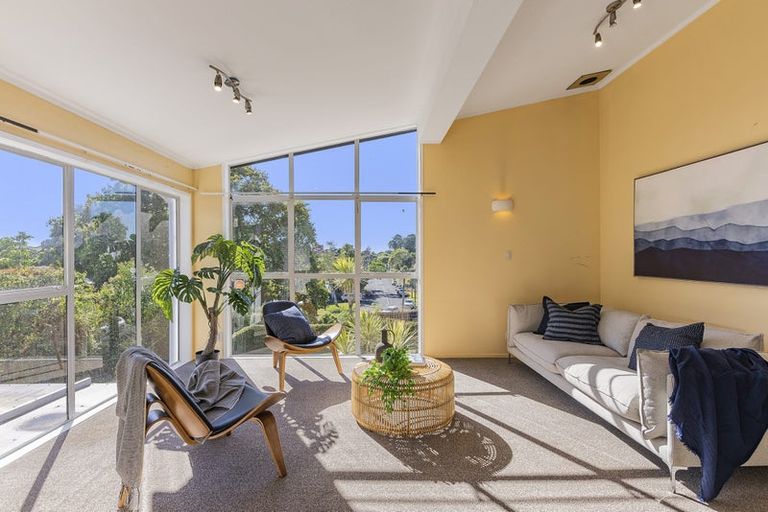 Photo of property in 25 Windmill Road, Mount Eden, Auckland, 1024