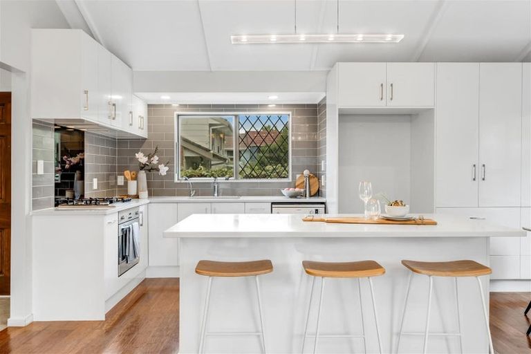 Photo of property in 5/177 Onewa Road, Birkenhead, Auckland, 0626