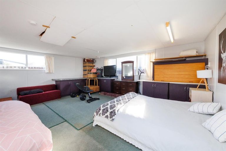 Photo of property in 181a Bridge Street, Bulls, 4818