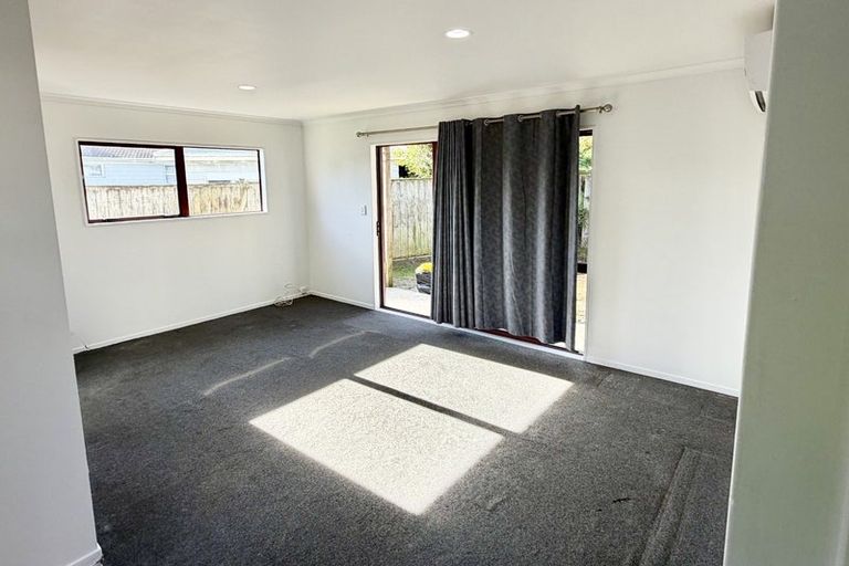 Photo of property in 18 Neems Place, Manurewa, Auckland, 2102