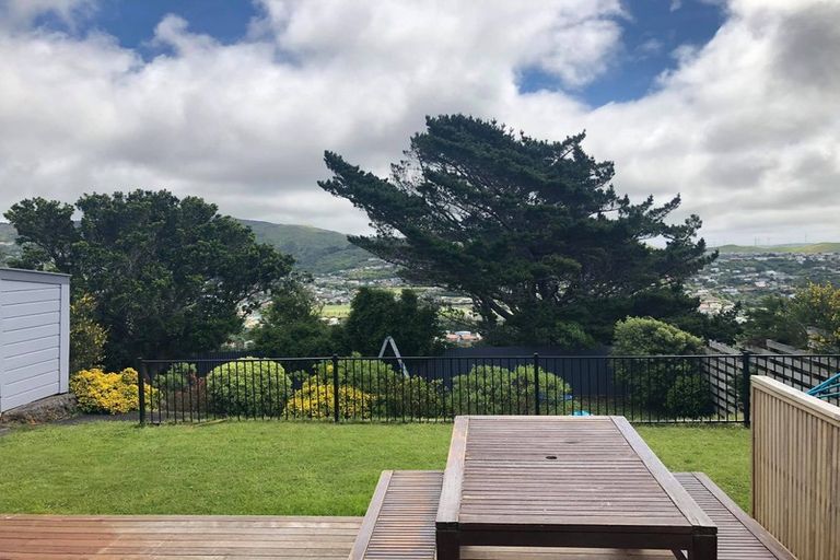 Photo of property in 9 Chapman Street, Johnsonville, Wellington, 6037