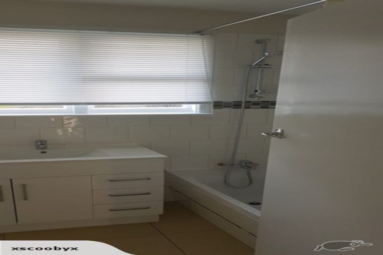 Photo of property in 32 Longmuir Street, Ilam, Christchurch, 8041