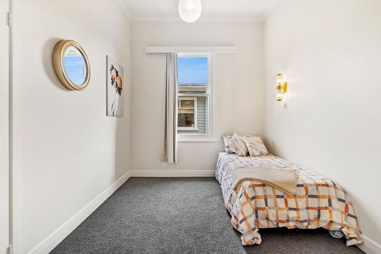 Photo of property in 12 Kauika Road, Avenues, Whangarei, 0110