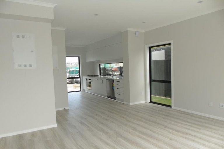 Photo of property in 35 Doug Jensen Street, Wallaceville, Upper Hutt, 5018