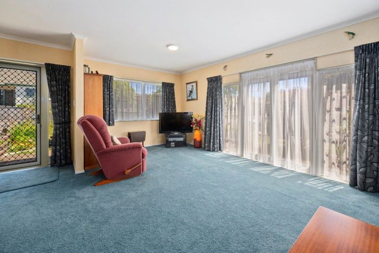 Photo of property in 4a Hoyte Place, Pukehangi, Rotorua, 3015