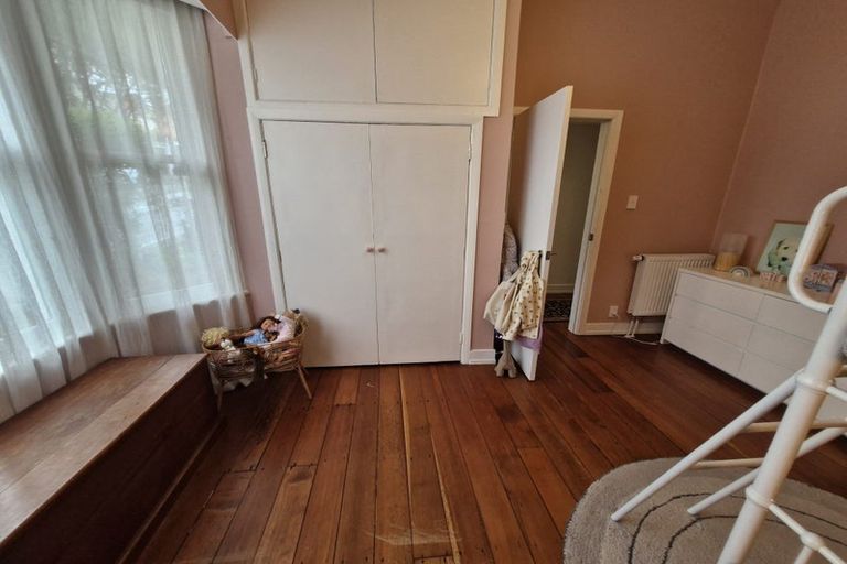 Photo of property in 28 Pitt Street, Wadestown, Wellington, 6012