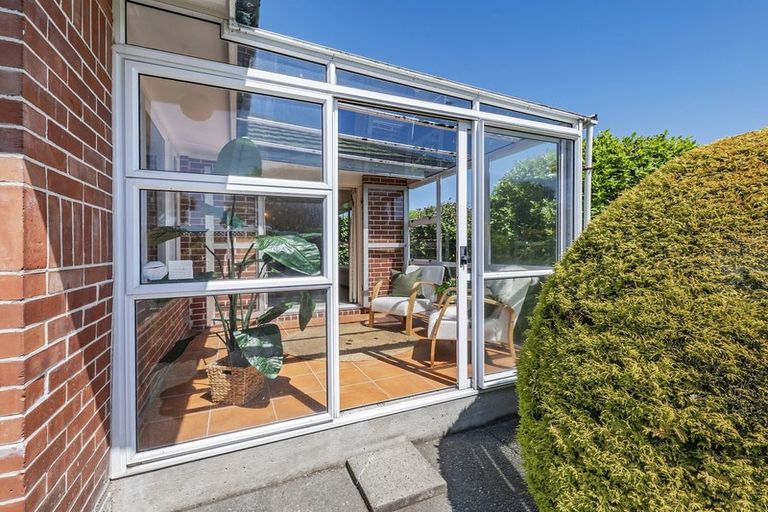 Photo of property in 33 Banks Avenue, Dallington, Christchurch, 8061