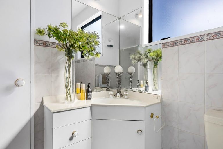 Photo of property in 3 Pentonville Close, Westmorland, Christchurch, 8025