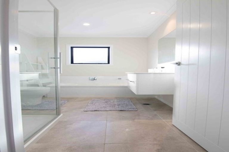 Photo of property in 33 Ridgedale Crescent, Flagstaff, Hamilton, 3210