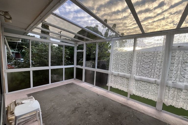 Photo of property in 4 Busing Avenue, Papakura, 2110