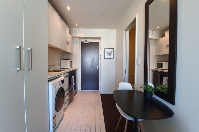 Photo of property in The Quadrant Apartments, 822/10 Waterloo Quadrant, Auckland Central, Auckland, 1010